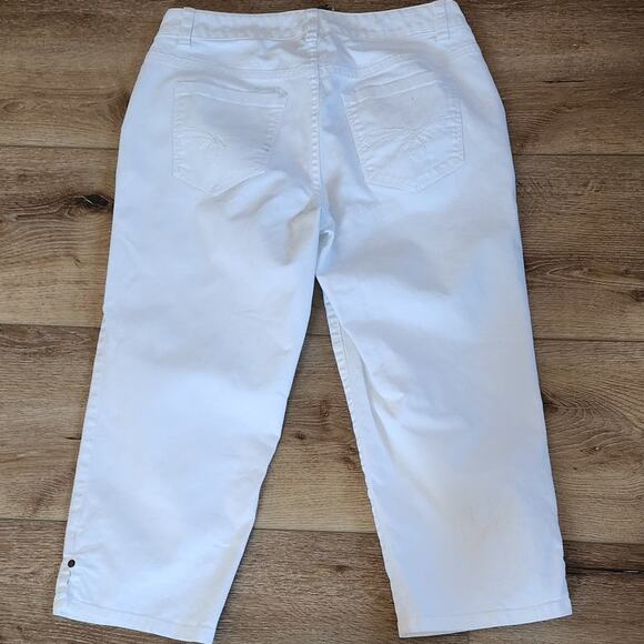 Christopher & Banks White Capri Pants Women's Size 4 - Picture 2 of 11